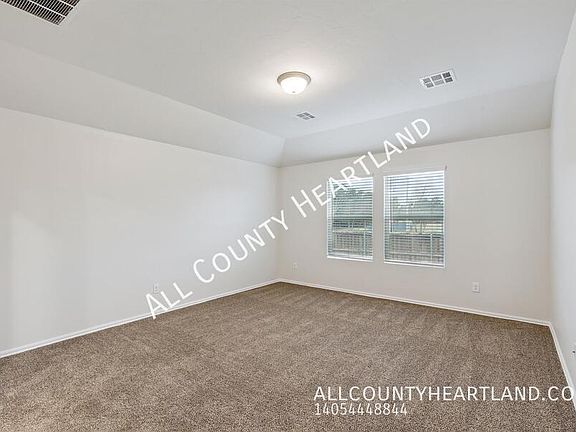 5th image of 3425 Molly Dr