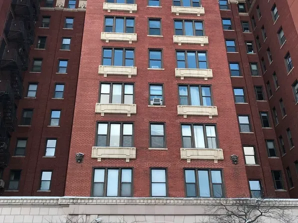 5300 S South Shore Dr #65, Chicago, IL 60615