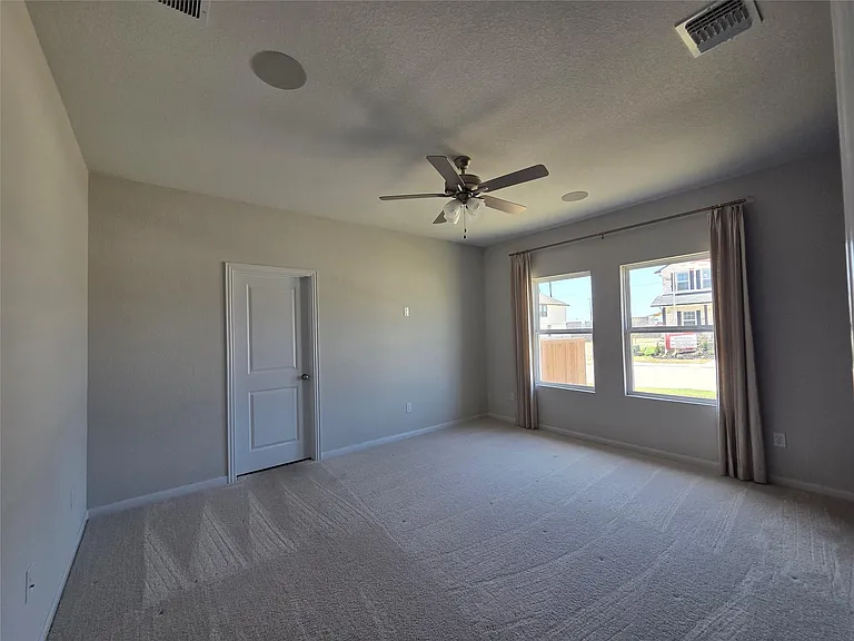 8902 Grand Western — Photo 21