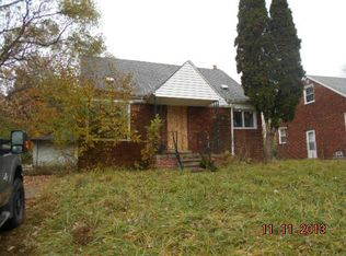 1352 Colonial Dr, Inkster, MI 48141