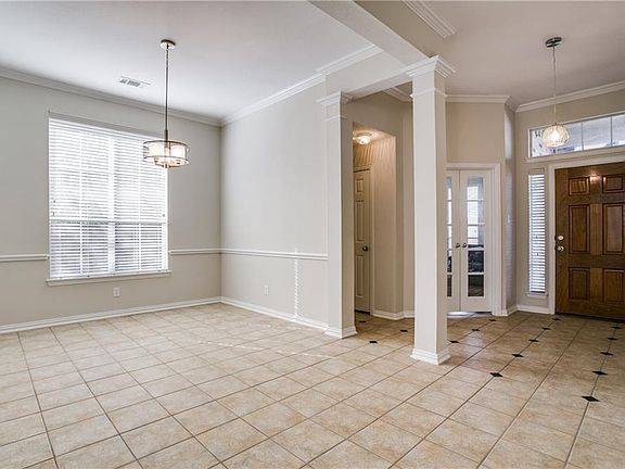 3rd image of 3816 Oxbow Creek Ln