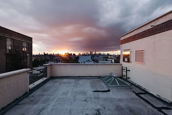 Rented by Nooklyn NYC LLC | media 56