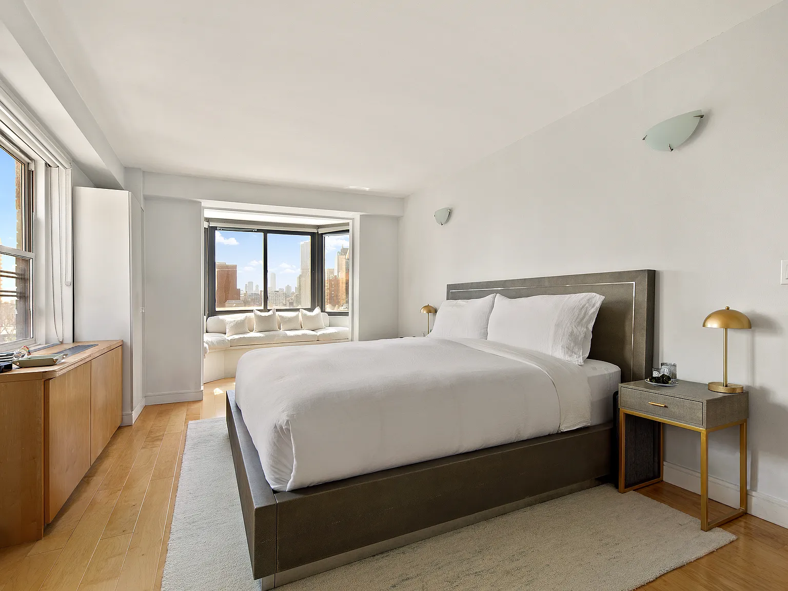 137 East 36th Street — Photo 4