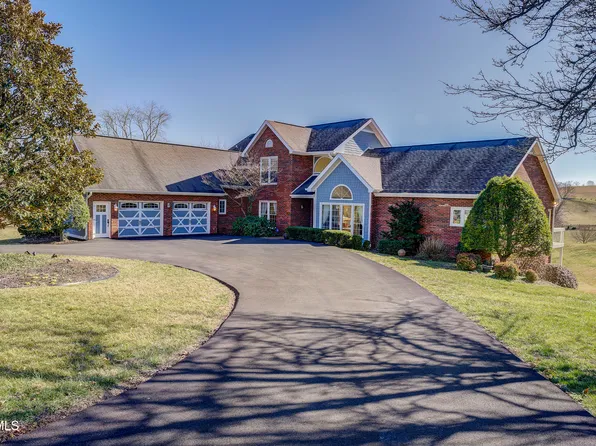 3301 Victoria Ct, Johnson City, TN 37604