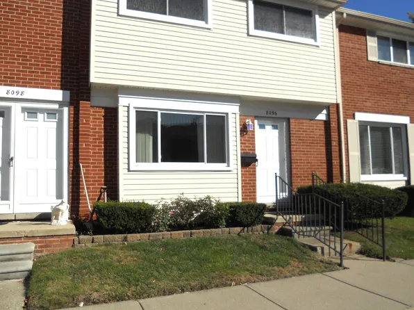 8096 Farnum Ave, Warren, MI 48093