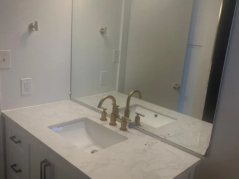 1324 E Verlea Dr — Photo 5