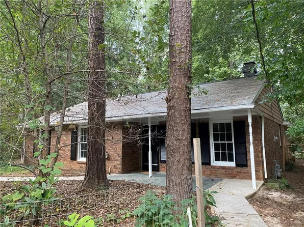 5295 Lyme Bay Cir, Norcross, GA 30071