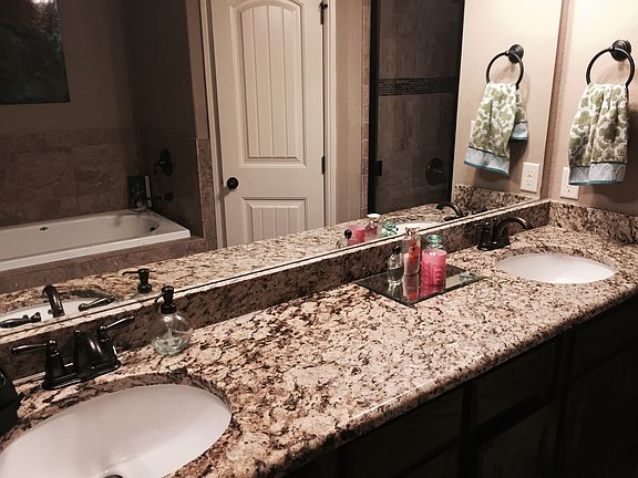 4th image of 9162 Parkview Cir
