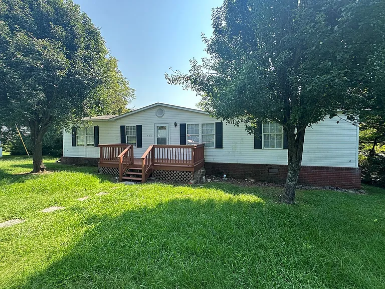 735 Logue Rd — Photo 1