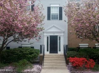 114 Fort Evans Rd SE APT D, Leesburg, VA 20175