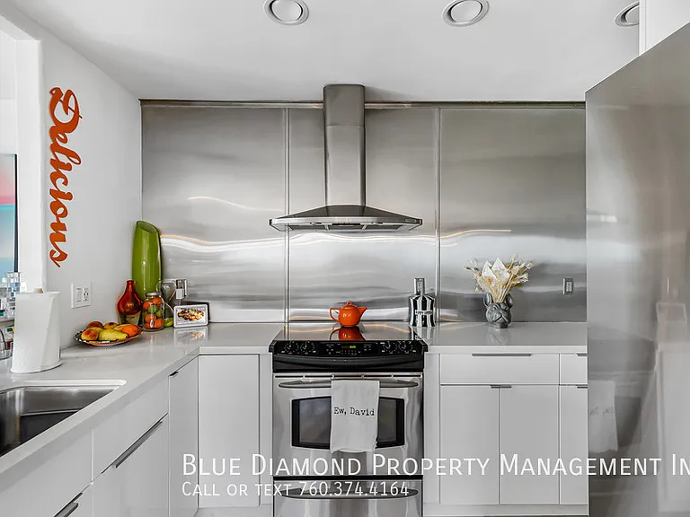 2020 Cambridge Ave — Photo 16