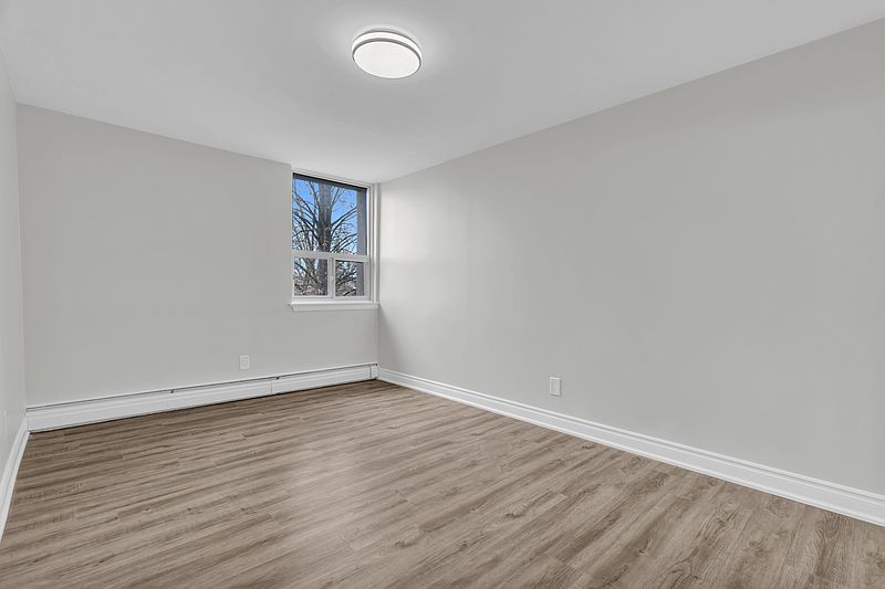Kitchener Apartment for rent - 2 Bedrooms — photo 33