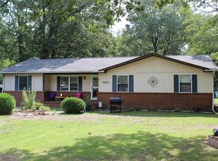 4660 Pullen Ln, Paducah, KY 42001