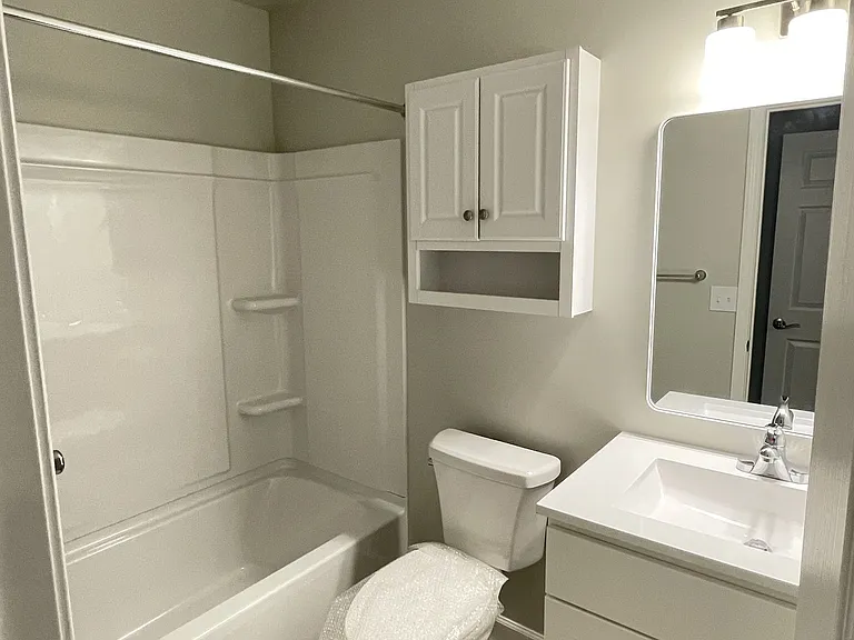 Heritage Village Apartments — Photo 22