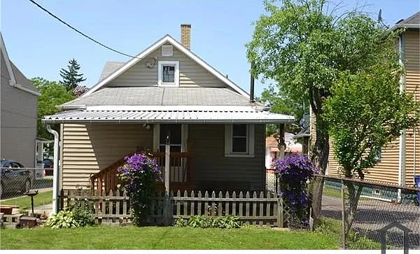 3309 W 33rd St — Photo 3