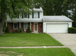 88 Paul Dr, Amherst, NY 14228