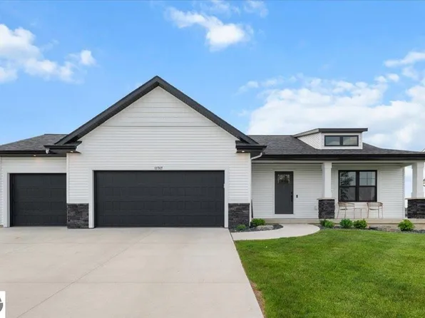 11747 Everett Ave, Allendale, MI 49401