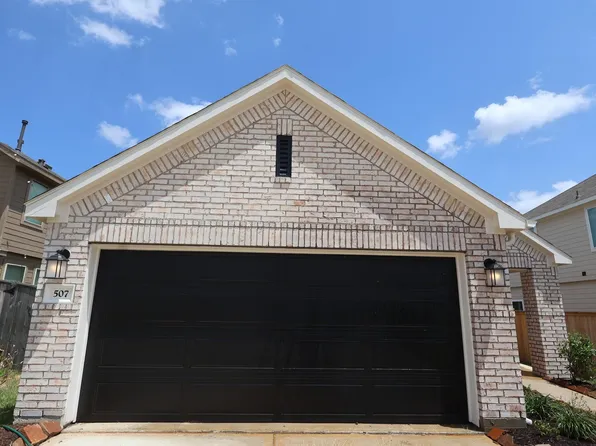 507 Flower Reed Ct, Magnolia, TX 77354