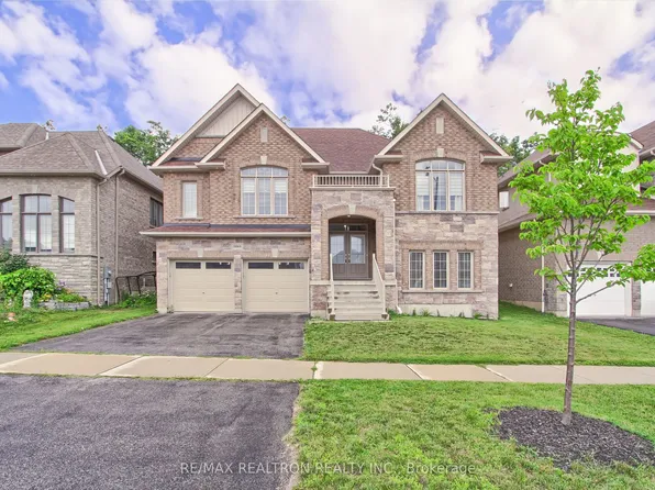 3046 Monarch Dr, Orillia, ON L3V 8K3