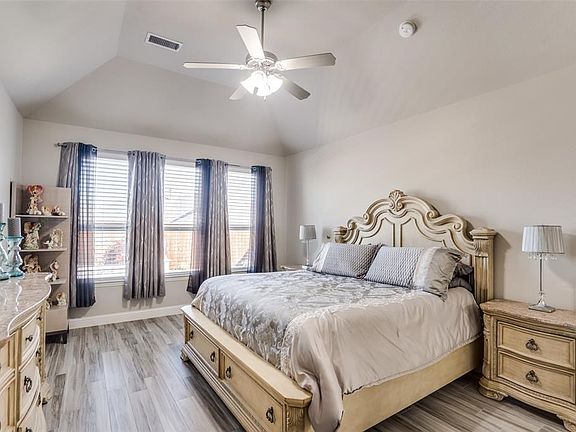 5th image of 1509 Liberty Way Trl