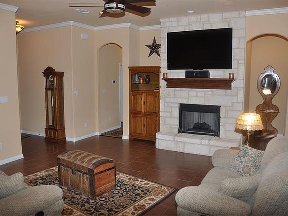 3rd image of 243 Woodhaven Trl