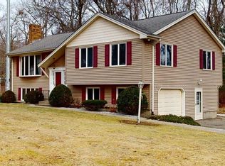 91 Dodge Hill Rd, Sutton, MA 01590