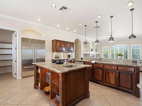 7917 E CAVE CREEK Road, Carefree, AZ 85377