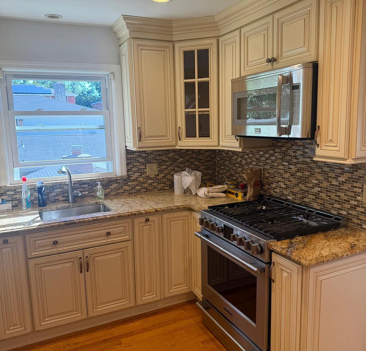 3 bed, $3,500 — Photo 2