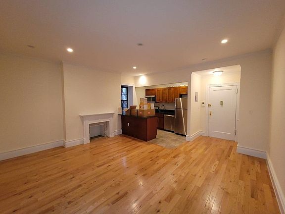 2nd image of 163 E 36th St APT 1c