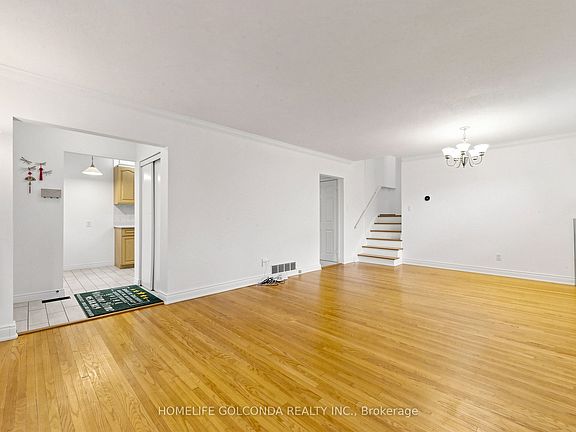 5th image of 21 Grove Park Cres