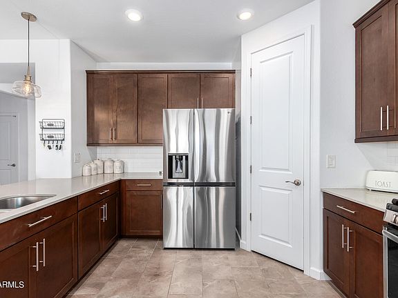 5th image of 21462 E WAVERLY Court