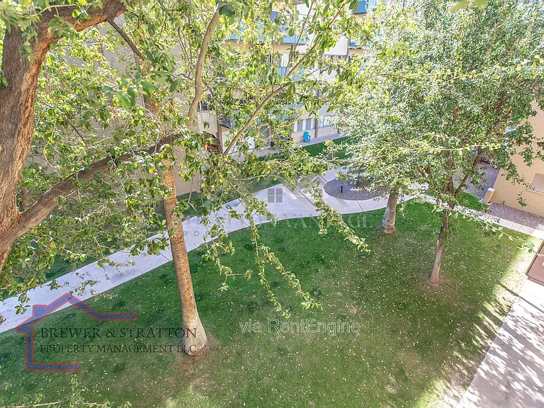 351 E Thomas Rd #D305 — Photo 13