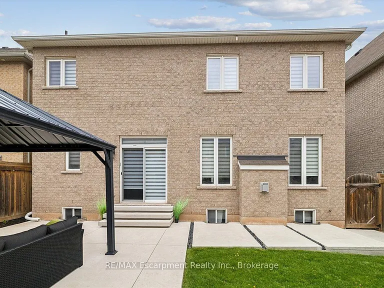 2400 Spring Meadow Way — Photo 45