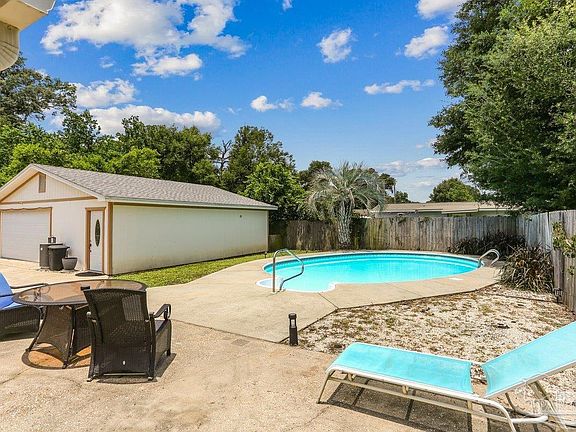4th image of 4662 Oakland Dr