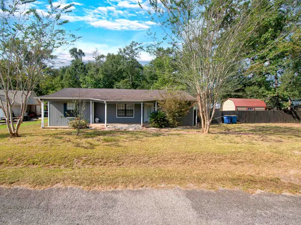 232 Yupon St, Kountze, TX 77625