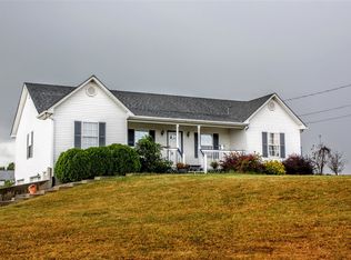 132 Meadow Vale Ct, Vine Grove, KY 40175