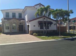 9875 NW 10th St, Miami, FL 33172