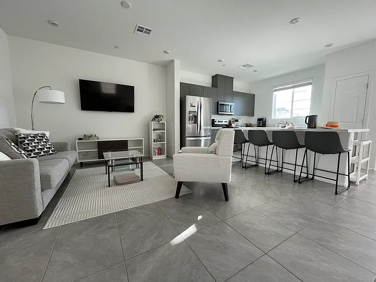 6142 Garden Oasis St — Photo 10