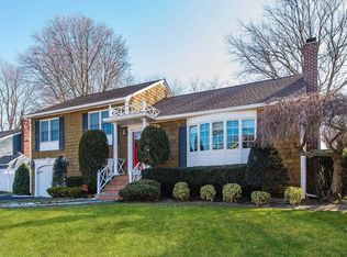 96 Fairfax Rd, Massapequa, NY 11758