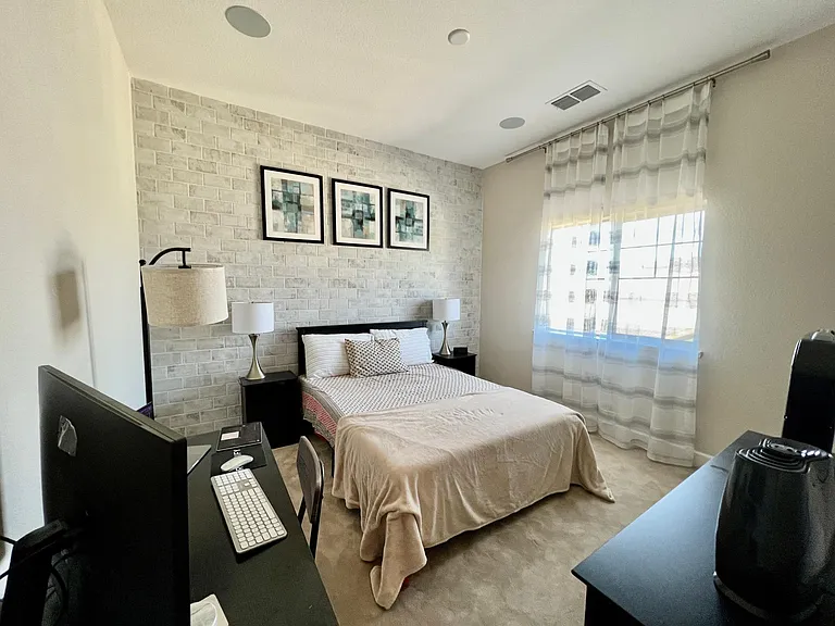 319 Basswood Cmn #11 — Photo 15