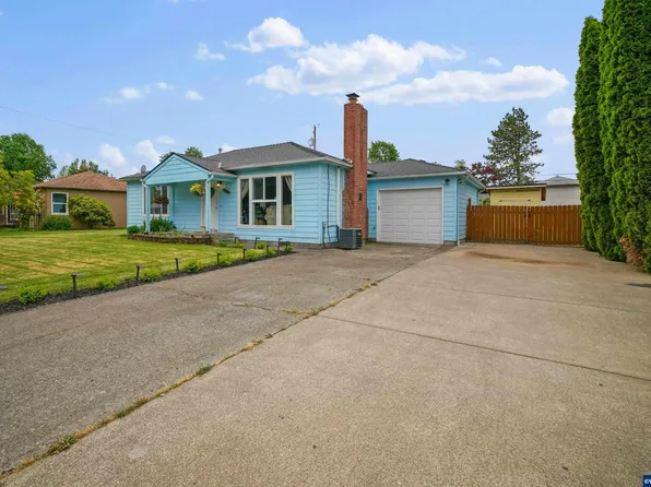 1320 Chestnut St SE, Albany, OR 97322
