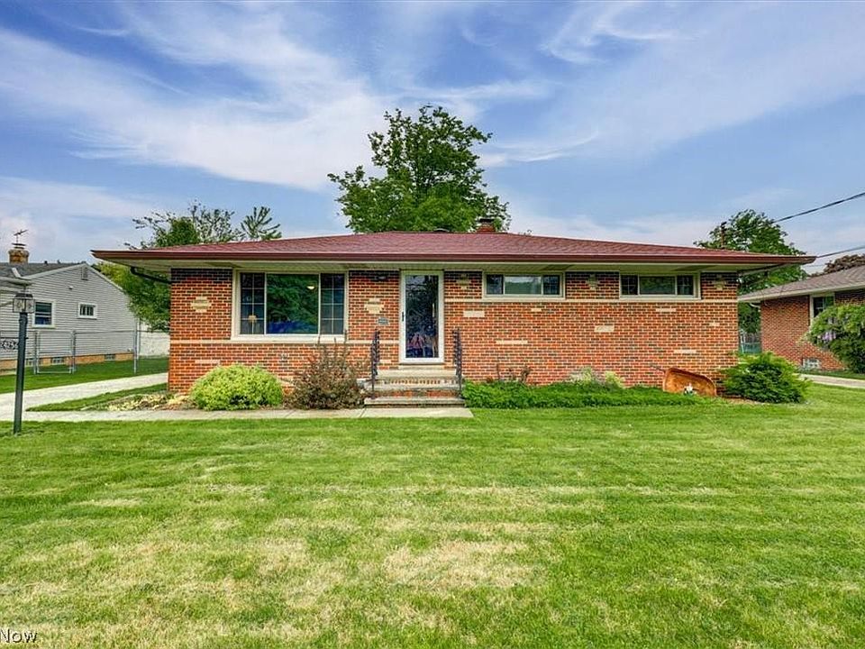 1st image of 24256 Rosita Ln