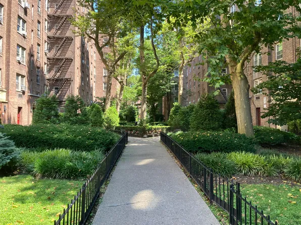 48-55 43rd Street image 13 of 13