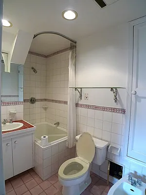 Rented by Aryeh Realty | media 8