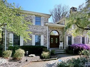 14 Erie Ave, Montvale, NJ 07645