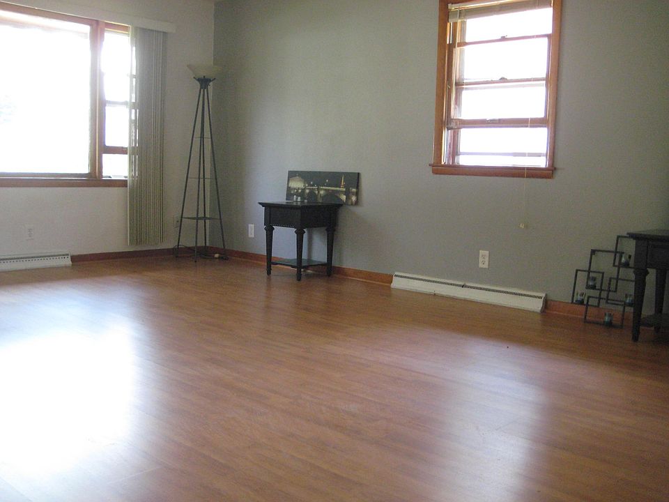 706 Renrose Ave, Loves Park, IL 61111 Zillow