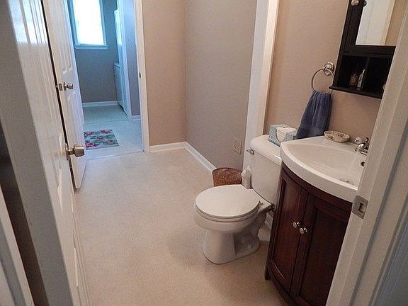 1st floor bath