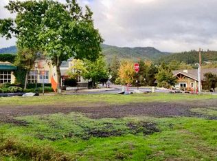 514 Oak St, Ashland, OR