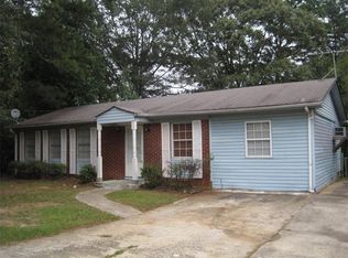 6634 Wolf River Dr, Riverdale, GA 30274