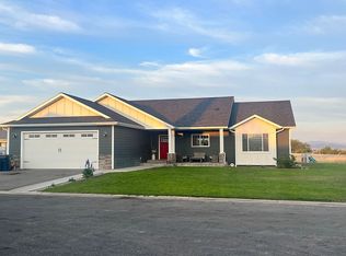 1272 Powder River Ct, Helena, MT 59602